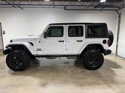 Used 2021 Jeep Wrangler Unlimited Sport AWD/4WD image 2