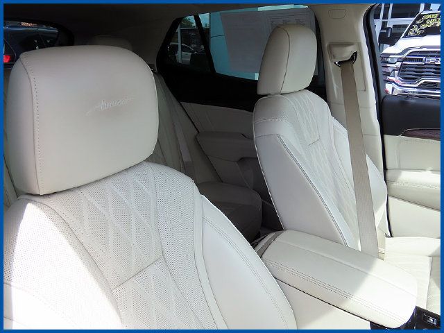 Used 2023 Buick Envision Avenir AWD/4WD image 9