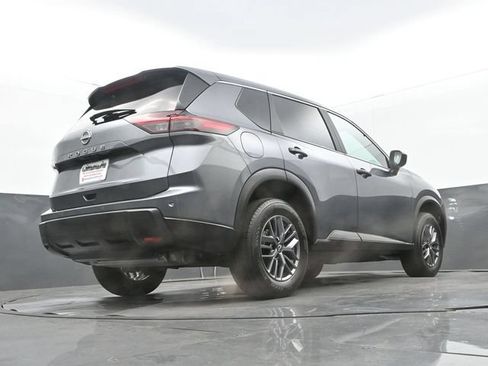 Used 2026 Nissan Rogue S FWD image 25