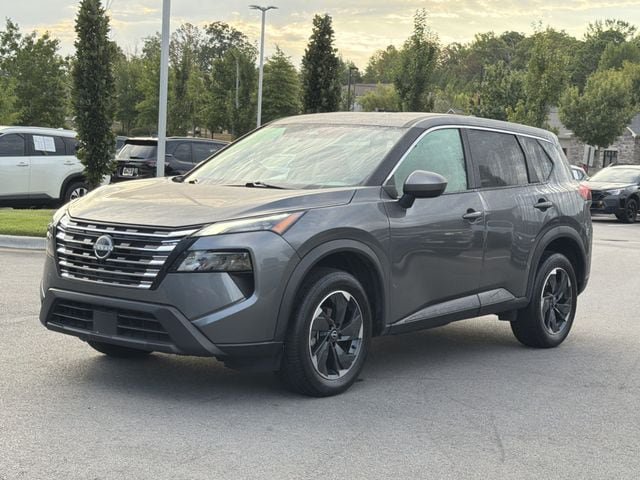 Used 2025 Nissan Rogue SV AWD/4WD image 7