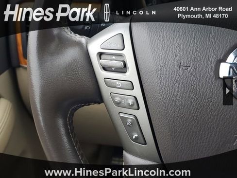 Used 2013 Nissan Armada Platinum w/ Platinum Reserve Pkg image 16