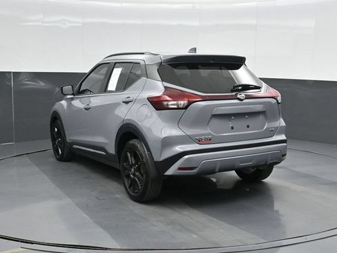 Used 2024 Nissan Kicks SR w/ SR Premium Package FWD image 11