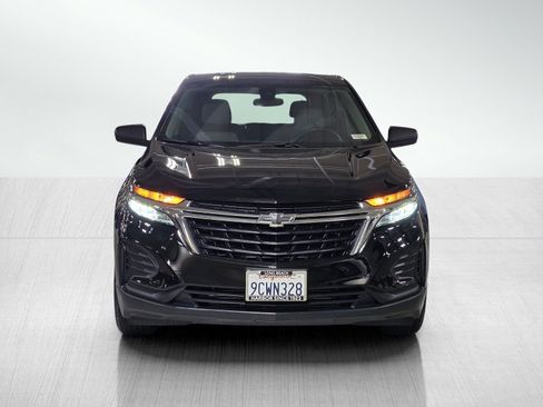 Used 2022 Chevrolet Equinox LS w/ LS Convenience Package image 2