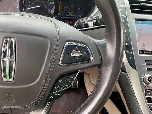 Used 2019 Lincoln MKZ Reserve w/ Reserve Plus Package FWD image 12