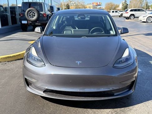 Used 2021 Tesla Model 3 Standard Range Plus image 2