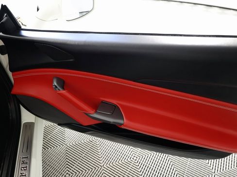 Used 2017 Ferrari 488 Spider image 18