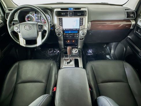 Used 2024 Toyota 4Runner Limited image 27