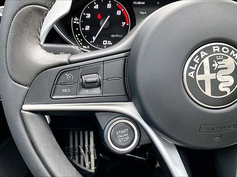Used 2018 Alfa Romeo Giulia Ti Sport w/ Quick Order Package 22U Sport image 19