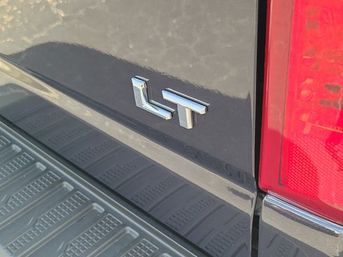 Used 2024 Chevrolet Silverado 2500 LT w/ All Star Edition AWD/4WD image 5