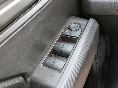 Used 2024 Chevrolet Colorado W/T image 22