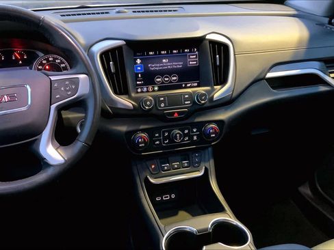 Used 2020 GMC Terrain SLT w/ Elevation Edition image 7