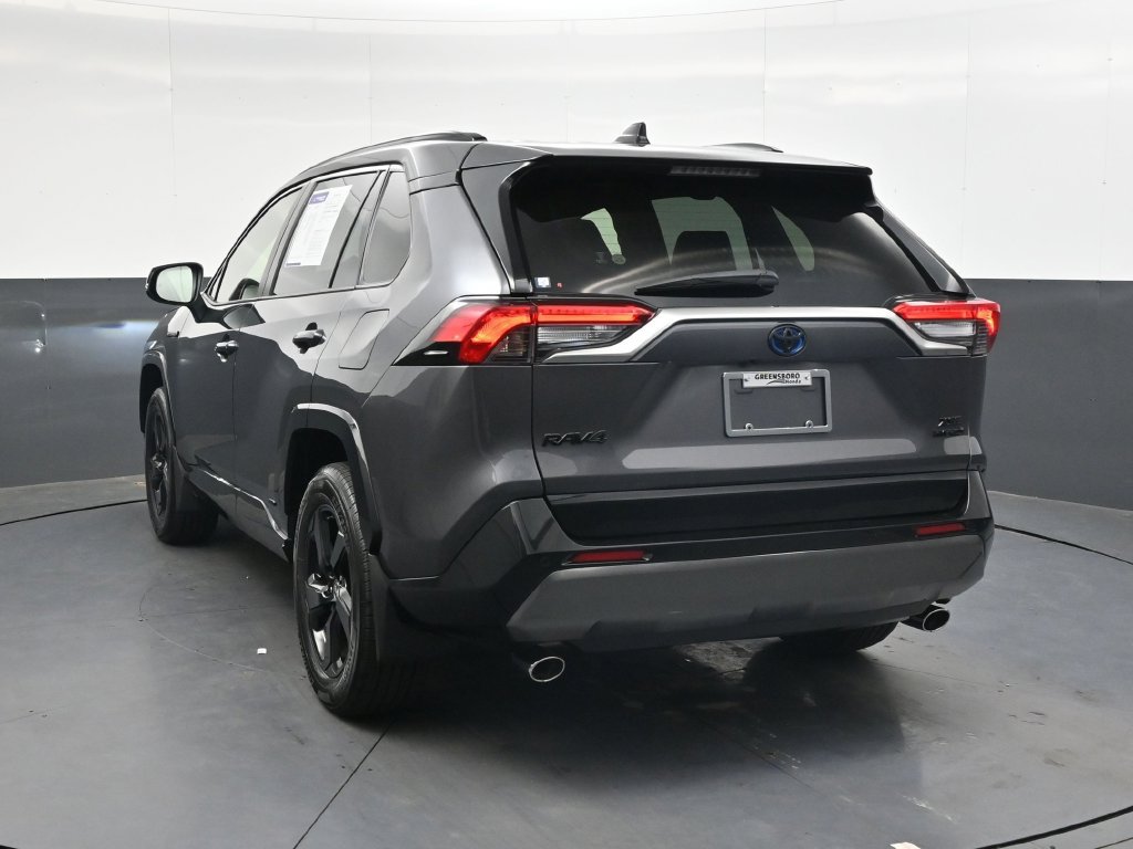 Used 2019 Toyota RAV4 XSE AWD/4WD image 5