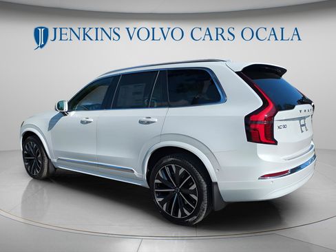 New 2026 Volvo XC90 B6 Plus w/ Protection Package Premier AWD/4WD image 5
