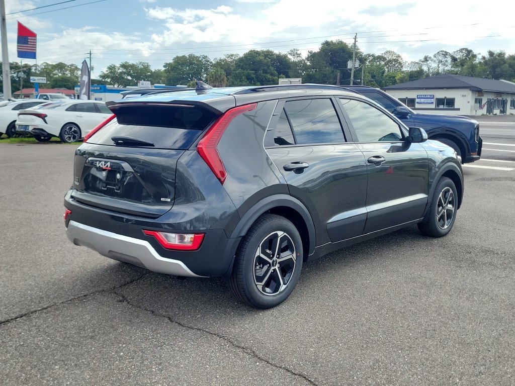 New 2026 Kia Niro LX FWD image 6