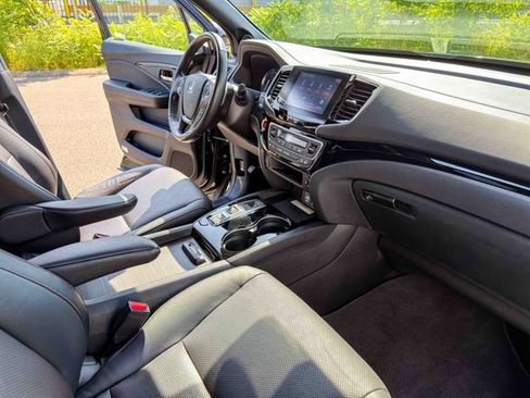 Used 2022 Honda Ridgeline Black Edition image 19