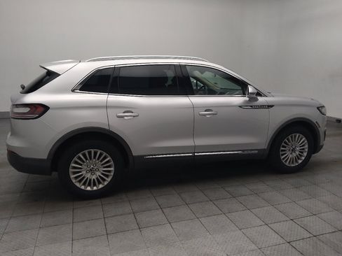 Used 2019 Lincoln Nautilus FWD image 10