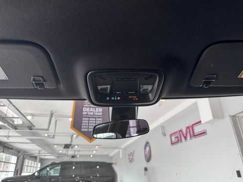 Certified 2023 Chevrolet Traverse LT AWD/4WD image 5