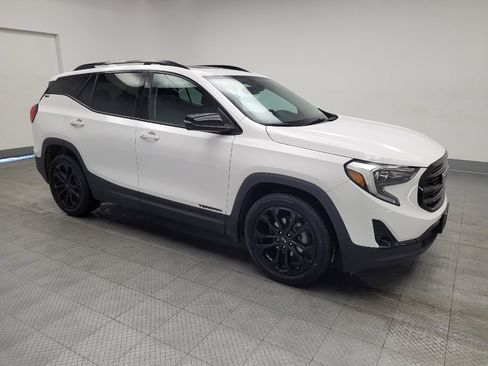 Used 2021 GMC Terrain SLT w/ Elevation Edition image 11