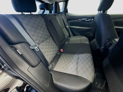 Used 2020 Nissan Rogue Sport SV w/ All-Weather Package image 14