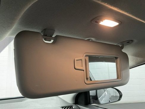 Used 2020 Hyundai Elantra Limited w/ Ultimate Package 03 image 29