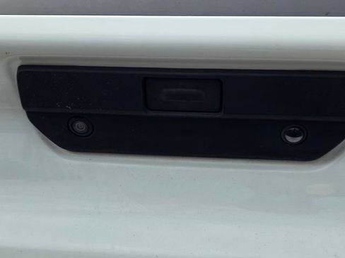 Used 2021 Chevrolet Silverado 1500 LT w/ Fleet Comfort Package AWD/4WD image 13