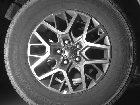 Used 2025 Jeep Wrangler Sahara image 15