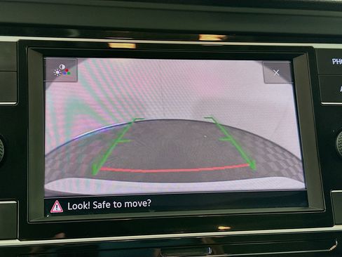 Used 2020 Volkswagen Jetta SE image 22