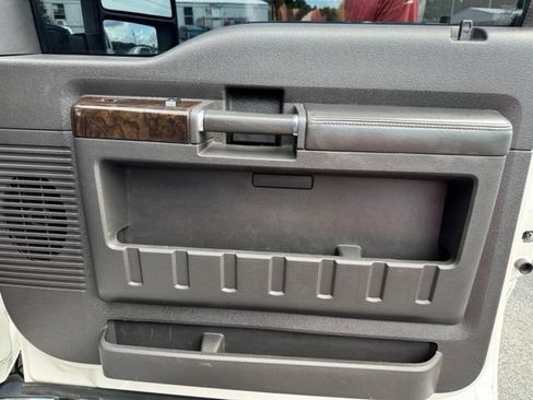 Used 2015 Ford F250 Platinum AWD/4WD image 16