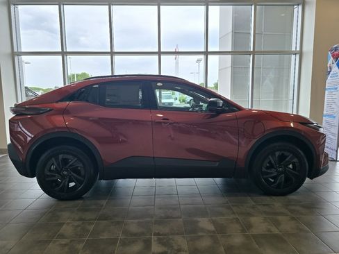 New 2026 Toyota C-HR AWD/4WD image 14