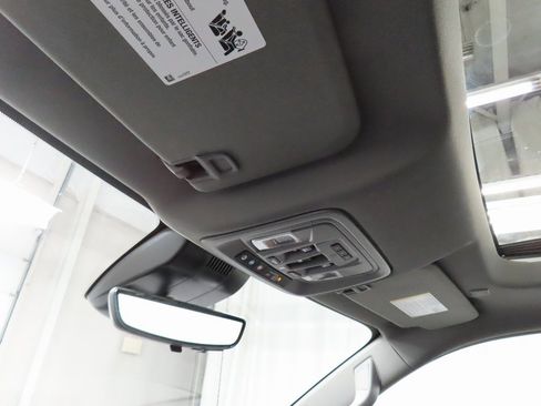 Used 2025 GMC Sierra 2500 Denali w/ Technology Package image 25