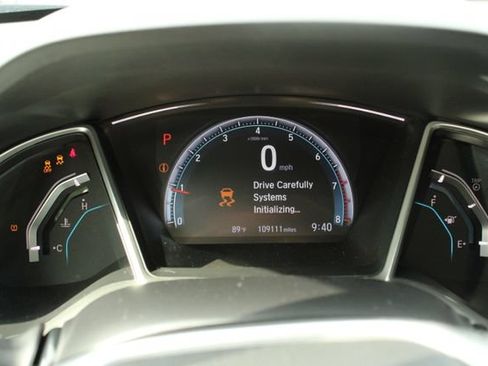 Used 2018 Honda Civic EX image 9