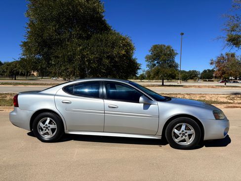 Used 2004 Pontiac Grand Prix GT2 image 41