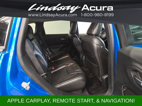 Used 2019 Jeep Cherokee Trailhawk w/ Cold Weather Group AWD/4WD image 10