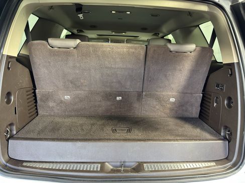 Used 2017 GMC Yukon Denali image 35