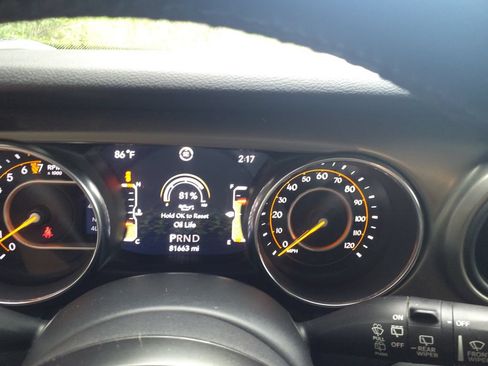 Used 2018 Jeep Wrangler Unlimited Sport S AWD/4WD image 24