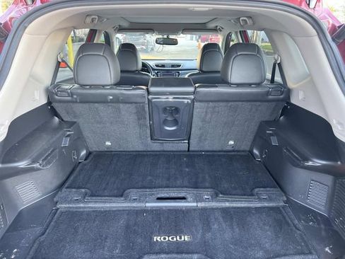 Used 2016 Nissan Rogue SL w/ SL Premium Package image 22