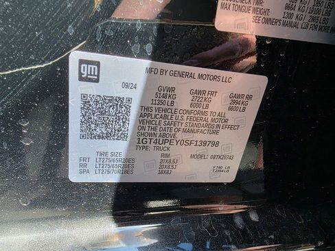 Used 2025 GMC Sierra 2500 AT4 w/ AT4 Premium Plus Package AWD/4WD image 19
