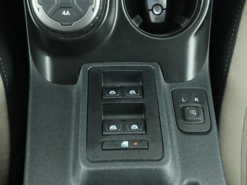 Certified 2023 Ford Bronco Big Bend w/ Sasquatch Package image 5