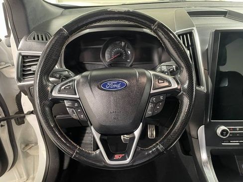 Used 2022 Ford Edge ST w/ Equipment Group 401A AWD/4WD image 14