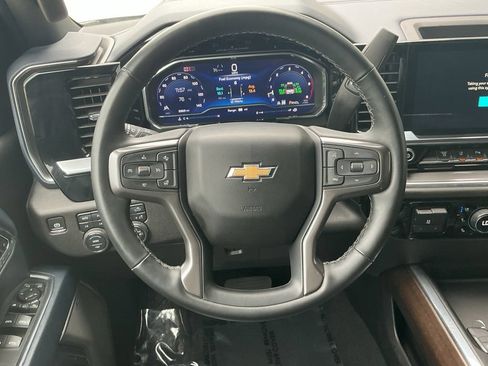 Used 2024 Chevrolet Silverado 3500 High Country AWD/4WD image 16