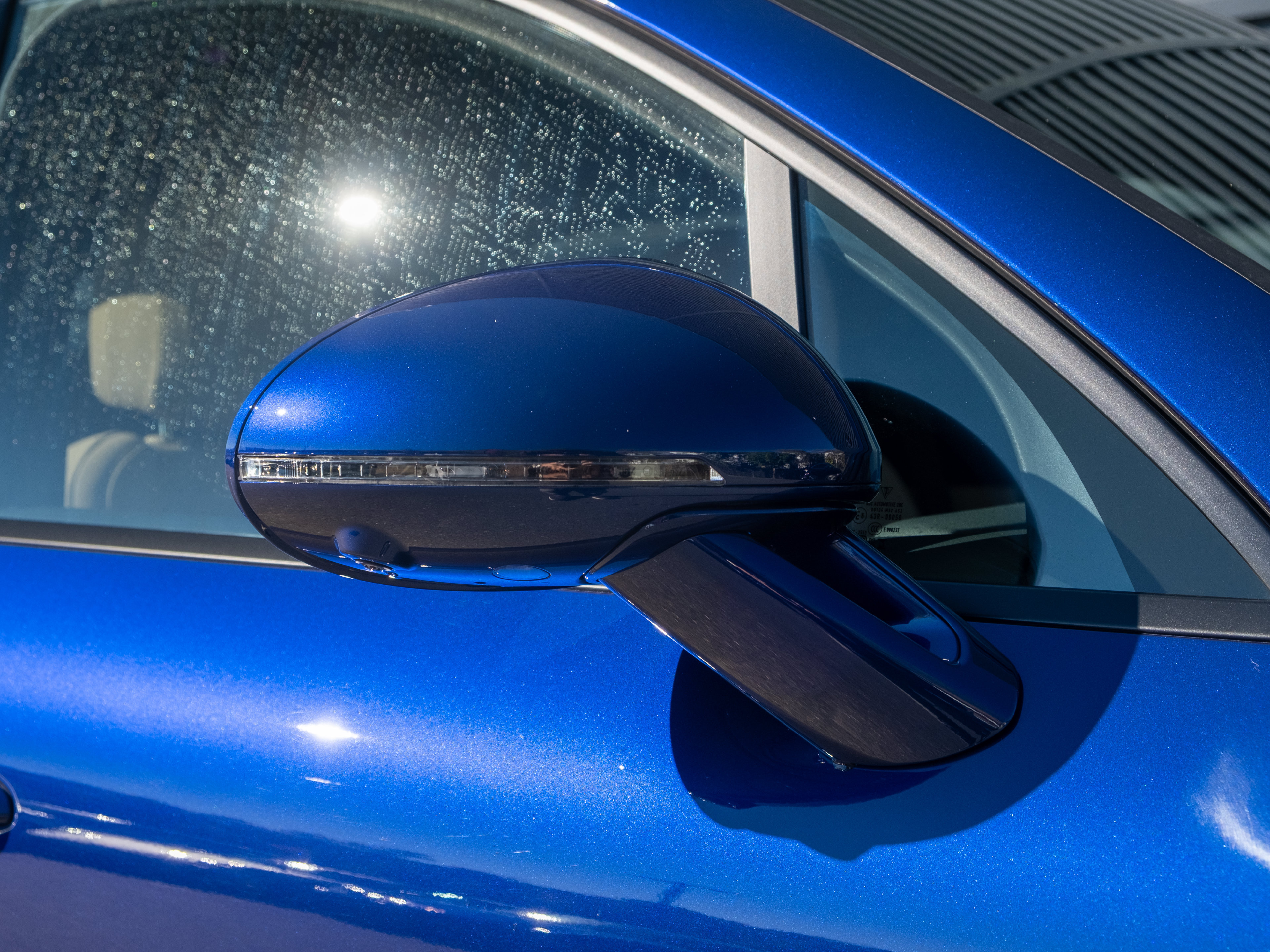 Certified 2026 Porsche Macan AWD/4WD image 17