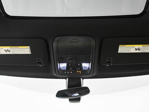 Used 2019 Cadillac XT5 Premium Luxury FWD image 20