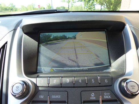 Used 2017 Chevrolet Equinox LT w/ Convenience Package AWD/4WD image 29