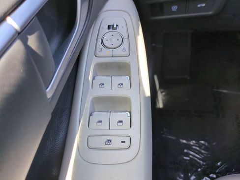Used 2025 Hyundai Sonata SEL FWD image 22