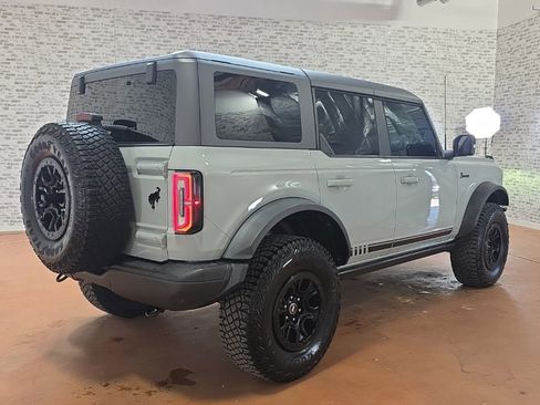 Used 2021 Ford Bronco First Edition image 9