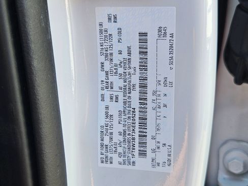 Used 2019 Ford F350 Lariat w/ Lariat Ultimate Package AWD/4WD image 33