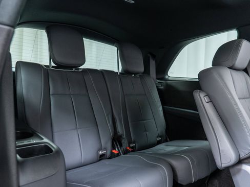 Used 2020 Mercedes-Benz GLS 450 4MATIC image 25