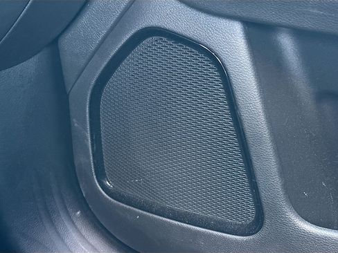 Used 2024 Jeep Compass Limited image 18