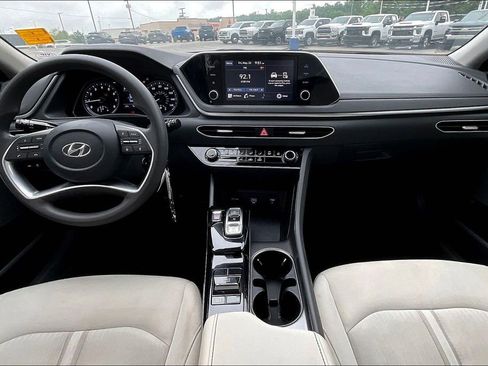 Used 2023 Hyundai Sonata SE FWD image 15
