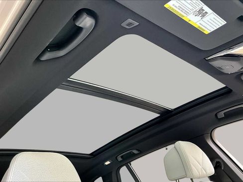 Used 2026 BMW X5 sDrive40i w/ Climate Comfort Package RWD image 17